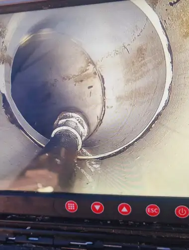 Intérieur d'une canalisation vue par une caméra